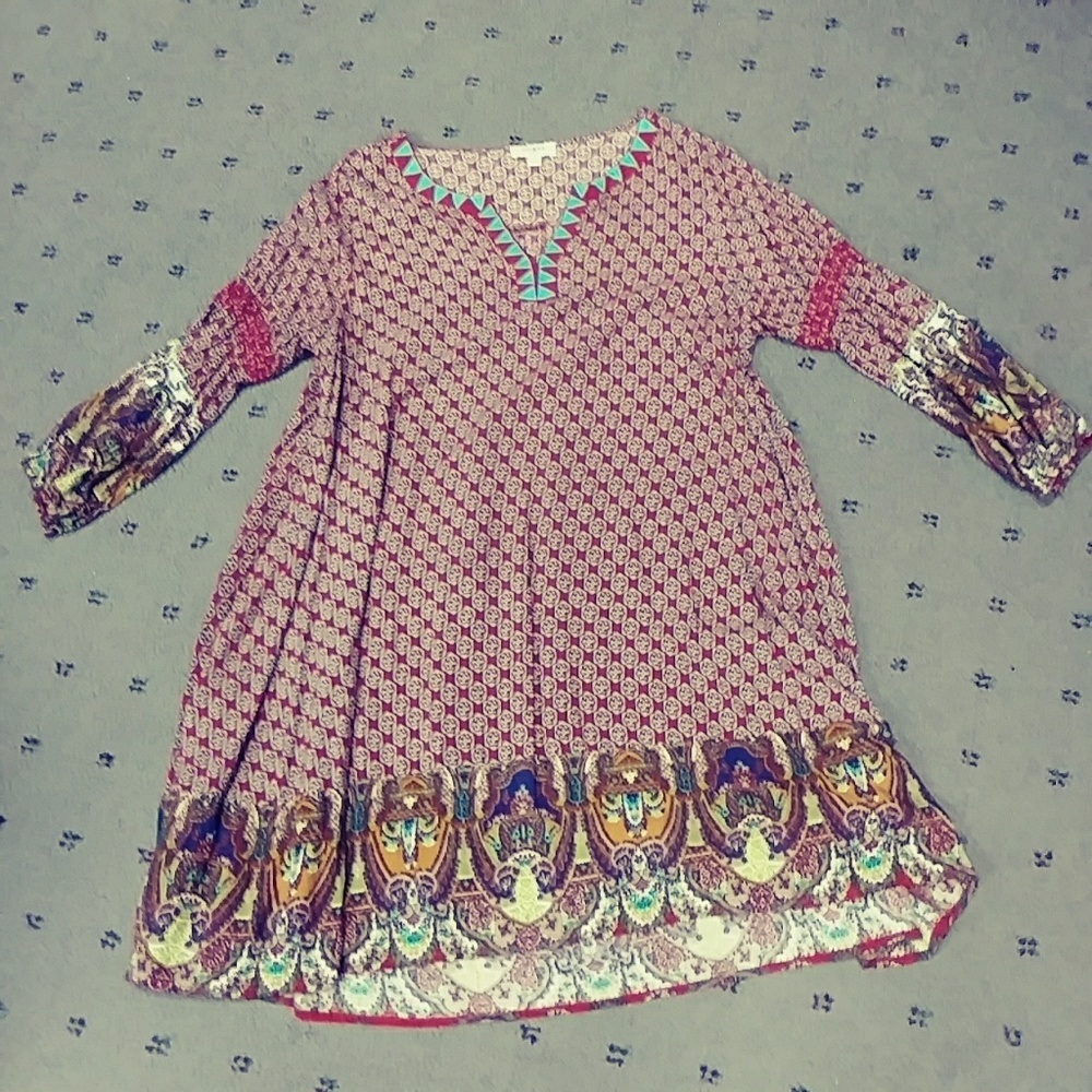 UMGEE TUNIC SIZE SMALL